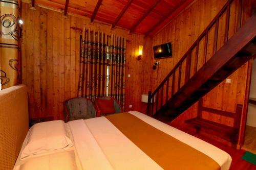 Alpine Hotel By Yoho