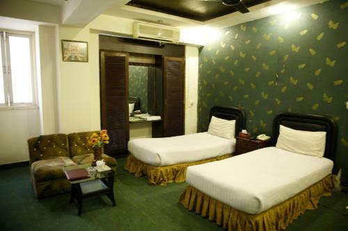Hotel Premier Inn Davis Road