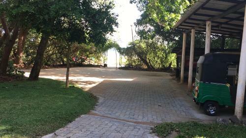 Hostal Primate Centre
