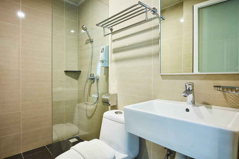 Fragrance Hotel Emerald