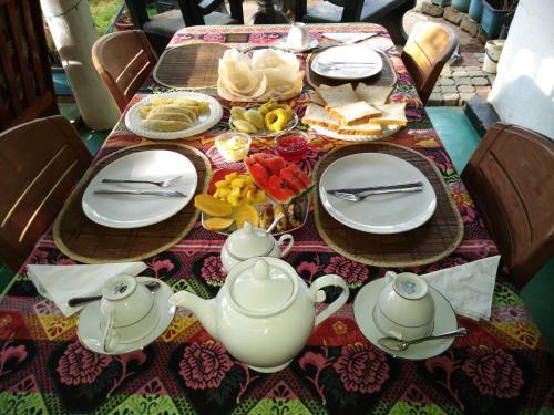 Sigiri Tarushan Home Stay