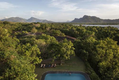 Hotel Heritance Kandalama