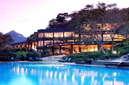 Hotel Heritance Kandalama