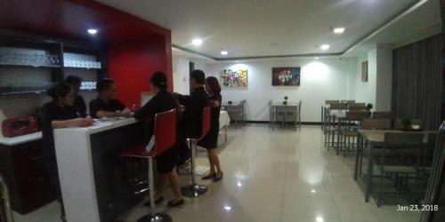 Hotel Travelbee Business Inn