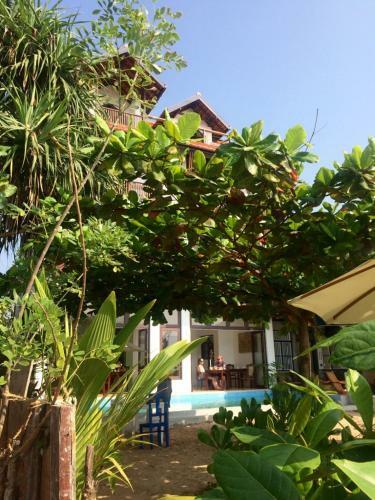 Hotel Talalla Bay Beach