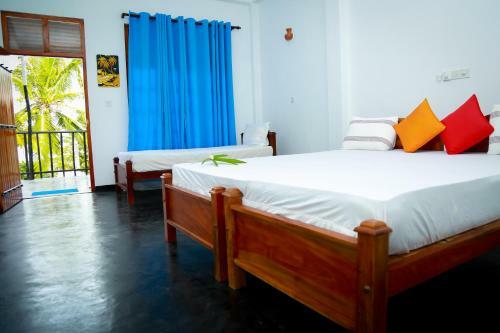 Hostal Sunray Beach House