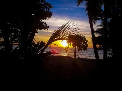 Hostal Sunray Beach House