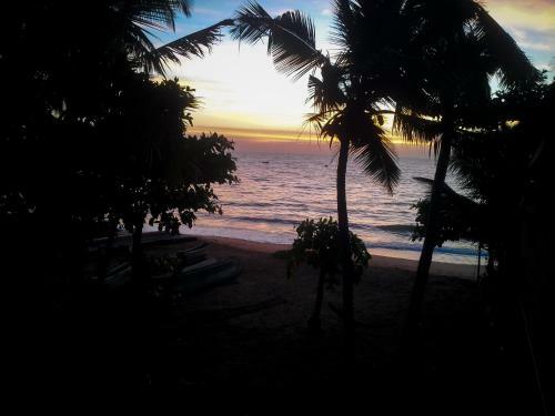 Hostal Sunray Beach House