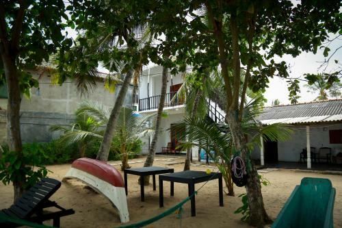 Hostal Sunray Beach House