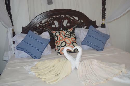 Hostal Shanika Beach Inn