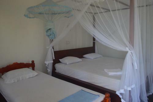 Hostal Shanika Beach Inn