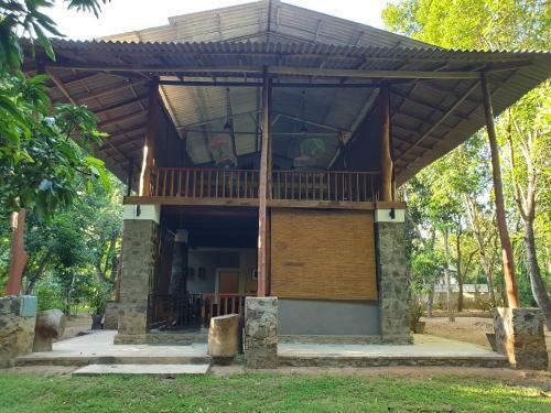 Jungle House