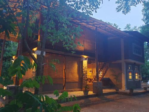 Jungle House