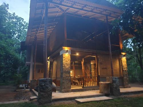 Jungle House
