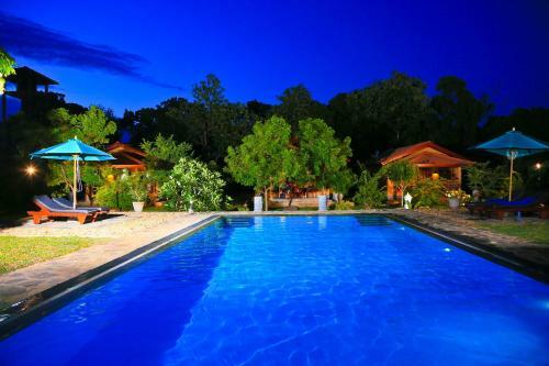 Shangri-lanka Village