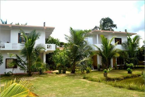 Hotel Villasiri And Leon Beach Paradise