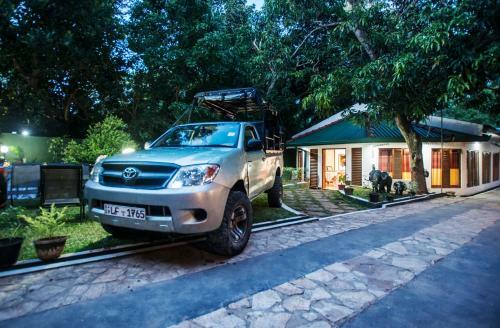 Hotel Happy Elephant Resort Udawalawe