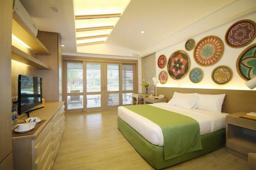 Hotel Bohol Shores