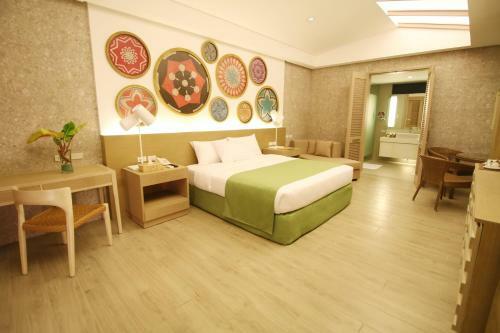 Hotel Bohol Shores