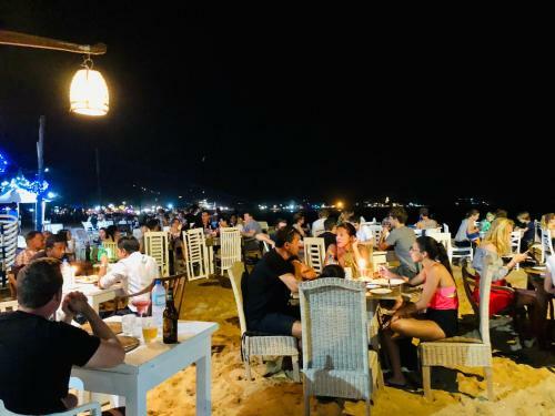Hotel Thaproban Beach House