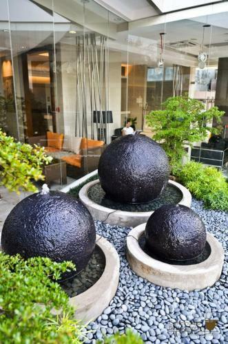 D'hotel & Suites