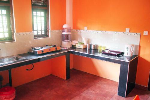 Hostal Tiny Royal Palace