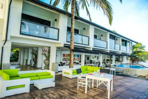 Hotel Cantaloupe Aqua