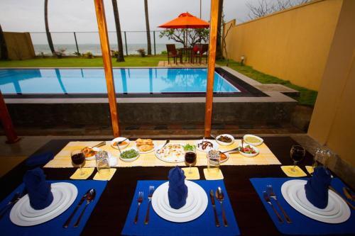 Hamilton Beach Villa