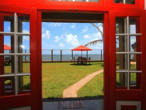 Laguna Beach Villa Sri Lanka