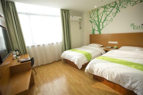 Vatica Shanghai Jiading District Anting Metro Station Moyu Road Hotel
