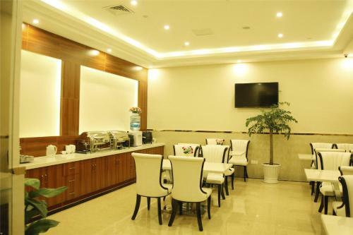 Greentree Inn Jiangxi Yingtan Bus Station Express Hotel
