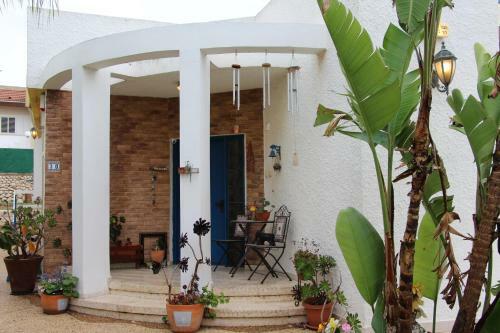 Country Vibe Villa In The City