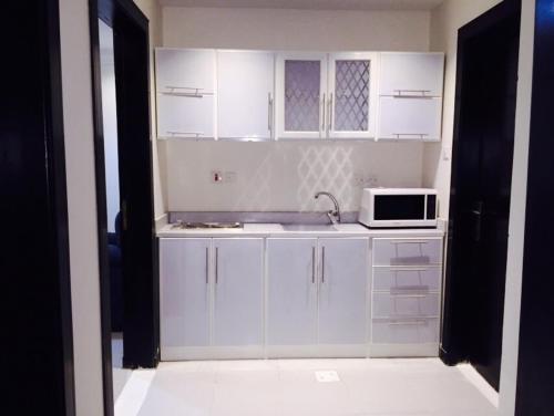 Al Amoria Furnished Apartments 4