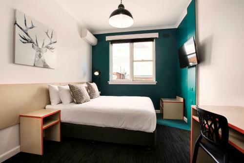 Greenacre Hotel