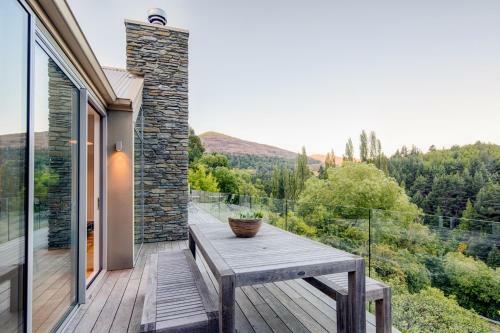 Riverview Retreat