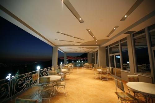 Hotel Dajti Park