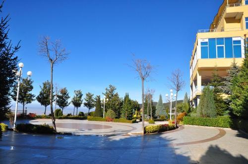 Hotel Dajti Park