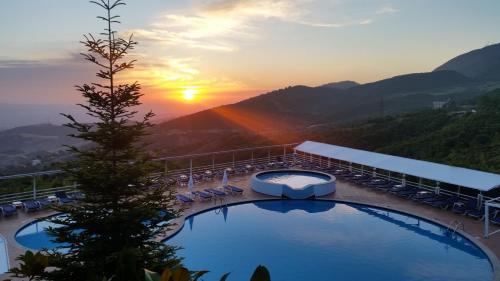 Hotel Dajti Park