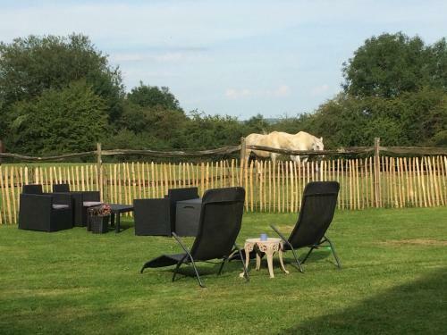 Hostal La Maison Aux Pr�s