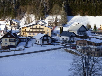 Hostal Hotel Bl�mchen