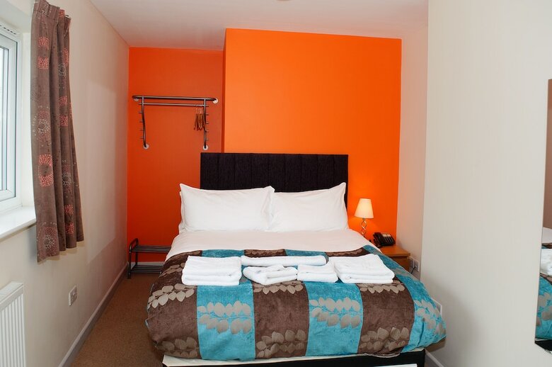 Almond Tree Hotel