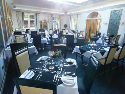 Derby Manor Hotel