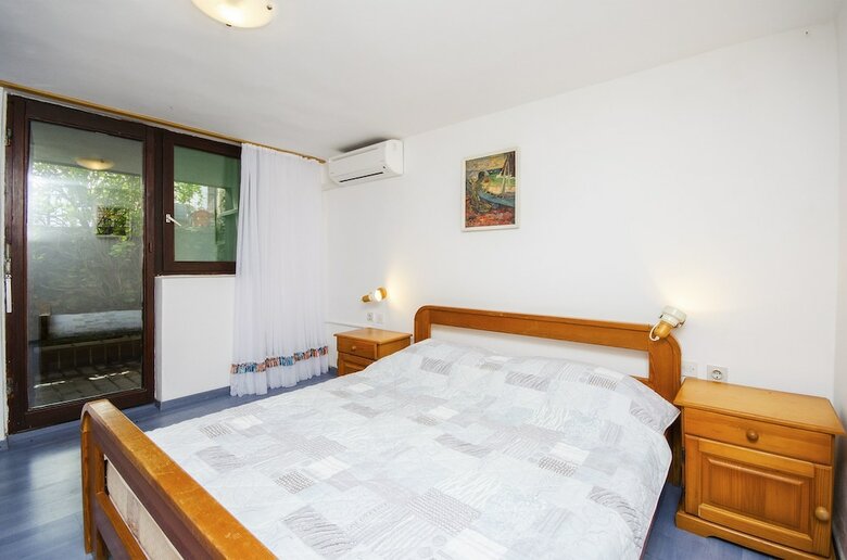 Apartments Davorka