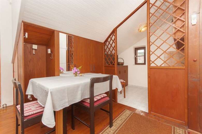 Hostal Apartments Jele