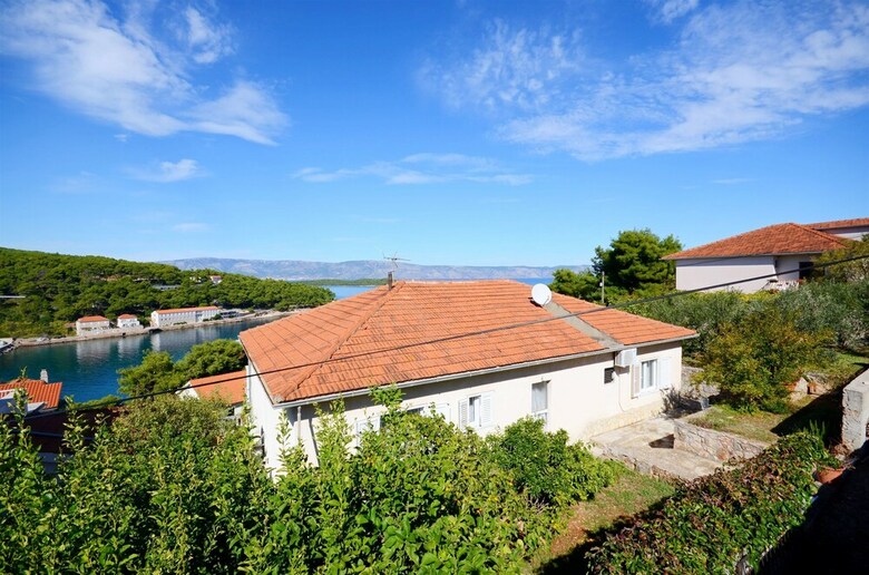 Apartments Jakov