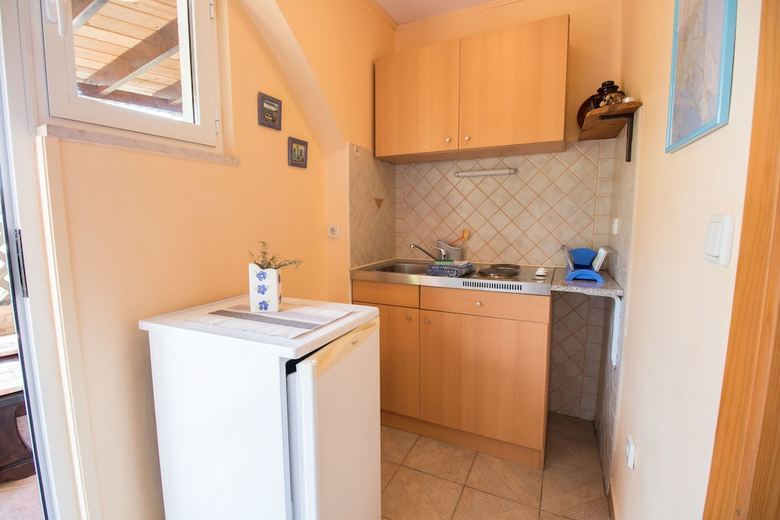 Apartments Milivoj