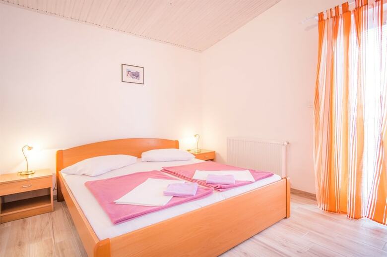 Apartments Rajko
