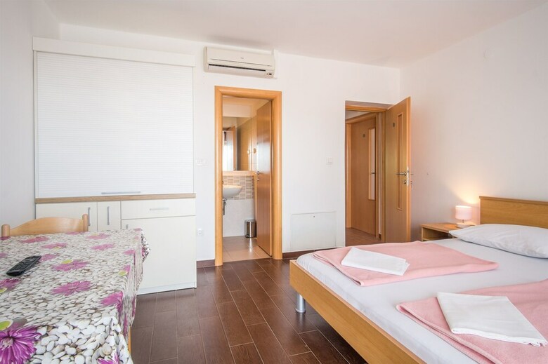 Apartments Rajko