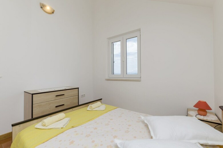 Apartments Marinko