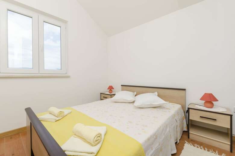 Apartments Marinko